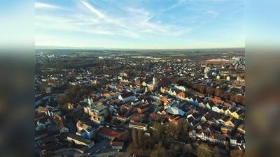 Der Bodenpreis für Wohnbauflächen im Landkreis Erding lag im Jahr 2019 im Durchschnitt bei rund 670 €/m² und damit 42,2 % höher als noch 2018.  (Foto: CC BY-SA 4.0)