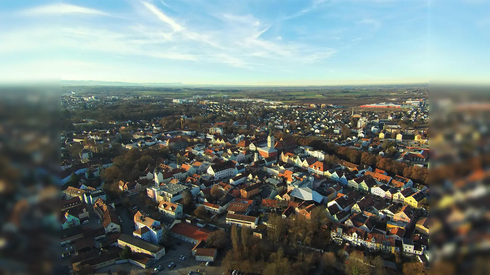 Der Bodenpreis für Wohnbauflächen im Landkreis Erding lag im Jahr 2019 im Durchschnitt bei rund 670 €/m² und damit 42,2 % höher als noch 2018.  (Foto: CC BY-SA 4.0)