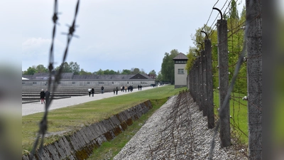 Anlässlich des 75. Jahrestags der Befreiung des Konzentrationslagers Dachau gibt es zahlreiche Möglichkeiten des virtuellen Gedenkens oder Gedenkens von zu Hause aus. (Foto: Daniel Mielcarek)