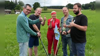 Entspannt zusammen - Tempo spielt keine Rolle: Irmi hofft auf eine rege Teilnahme für gesellige kleine Auflockerungs- und Fitnessübungen zwischendurch. (Foto: Markus Kobs)