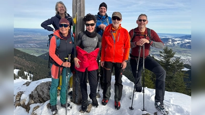 Mitglieder der DAV-Ortsgruppe Dachau auf der Rampoldplatte. (Foto: DAV/Ortsgruppe Dachau)