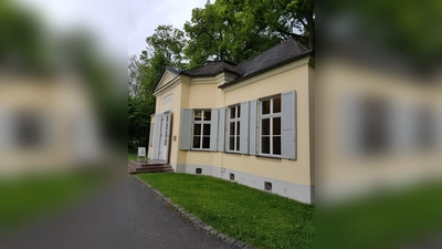 Die Galerie im Schlosspavillon zeigt eine sehenswerte Ausstellung über die ehemalige Grafschaft Ismaning. (Foto: bs)
