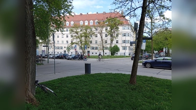An der Ostseite der Meindstraße, direkt südlich der Straße Margaretenplatz, wird eine Fahrradabstellanlage auf der Straße errichtet.  (Foto: tje)