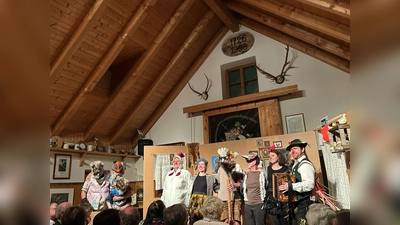 Das Menzinger Singspiel sorgte bei den Zuschauern im Carlhäusl für Begeisterung.  (Foto: D´Würmtaler" Menzing e.V. )