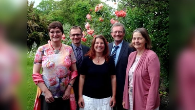 Das Untermenzinger Vokalensemble: Monika Bast, Andreas Zitzmann, Dorothea Penka, Ottmar Penka und Christine Schäfer. (v.l.)	 (Foto: VA)