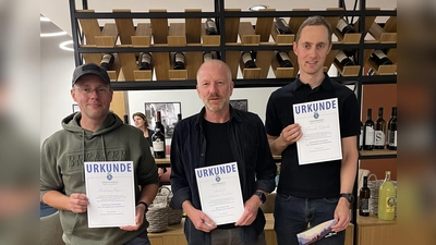 Die Einzelsieger des Stadtradelns in Gräfelfing (v.l.): Andreas Reim, Andreas Schuster-Woldan und Marcel Nabeck. (Foto: Gemeinde Gräfelfing)