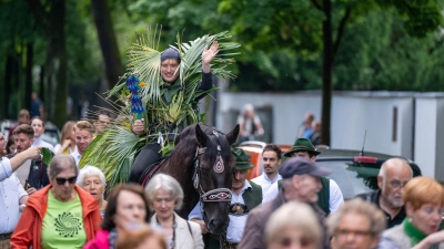 Den diesjährigen Wasservogel stellte der 23-jährige KFZ-Mechatroniker Sebastian Hähnel. (Foto: Kultur im Trafo / Alexander Scharf)