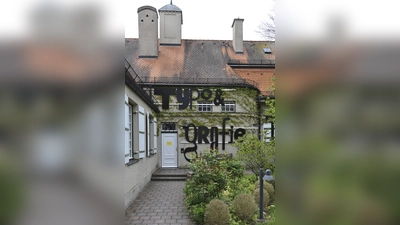 Kinder und Jugendliche haben in der Kinder-Jugendkulturwerkstatt in der Seidlvilla neue kreative Schriften erfunden und gestaltet. (Foto: VA)