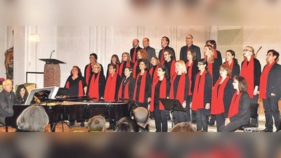Die »Emmeram Singers« singen am 11. November in ihrer Heimatkirche St. Emmeram.    (F.: VA)
