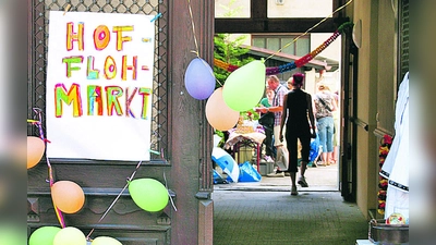 Bei den Hofflohmärkten werden private Flächen zur Bühne für Gegenstände, die ihren Besitzer wechseln sollen.  (Foto: mil)