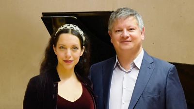 Die Pianistin Maharani Chakrabarti und der Bariton Thomas Gropper interpretieren die „Winterreise” von Franz Schubert. (Foto: Gropper)