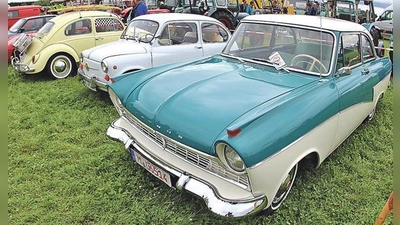 Lauter betagte Schönheiten gab es beim Oldtimer-Treffen in Faistenhaar zu bewundern.	 (Foto: RedB)