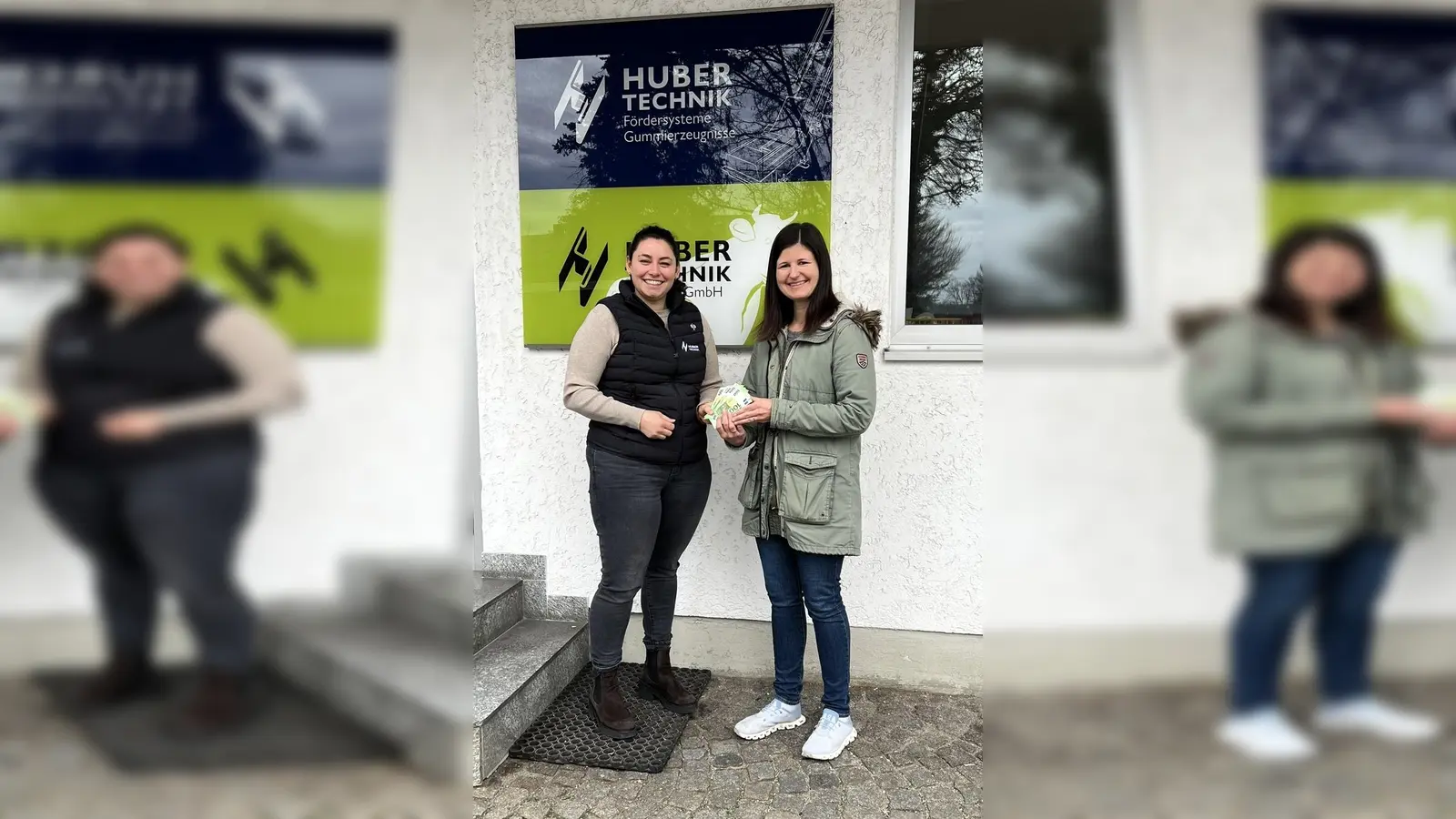 Freude über die Spende:Johanna Kamm, Geschäftsleitung, Huber Technik, und Janine Altheimer, Vorsitzende der Bürgerstiftung (v.l.) (Foto: Huber Technik)