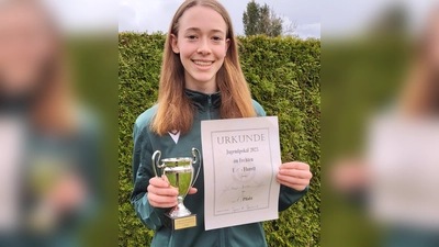 Ronja Bucher holte den Jugendpokal. (Foto: TSV)