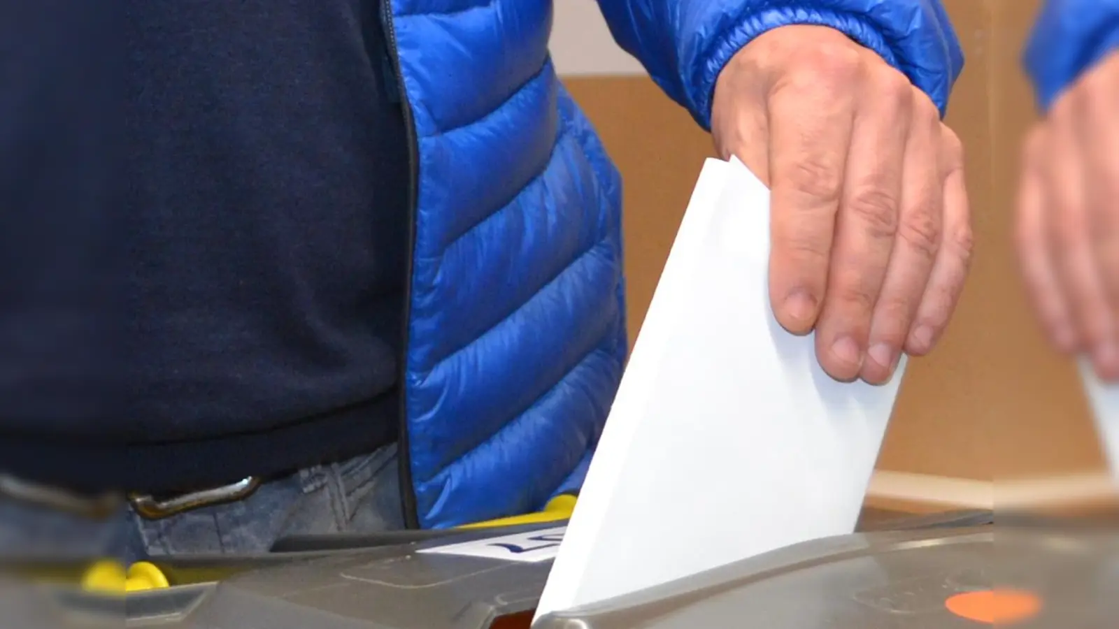 Am 22. März müssen die Landkreisbürger nochmals an die Wahlurne. (Foto: ar)