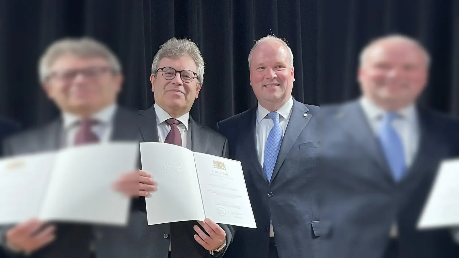 Michael Ritz, Gemeinderat und Kreisrat aus Grünwald, wurde von Landrat Christoph Göbel für sein kommunalpolitisches Engagement mit der Dankurkunde geehrt. (Foto: hw)