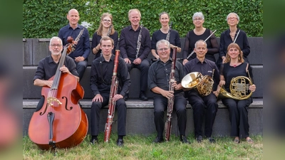 Seit mehr als 20 Jahren spielt das Prinzregenten-Ensemble München als Doppel-Holzbläserquintett mit je zwei Flöten, Oboen, Klarinetten, Fagotten, Hörnern und einem Kontrabass zusammen. (Foto: Ensemble)
