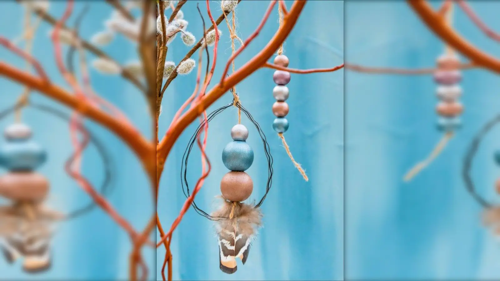 Selbstgemachte Anhänger im Boho-Style sind dank der Perlmutt-Optik in jedem Osterstrauch ein echtes Highlight. (Foto: Bondex/txn)