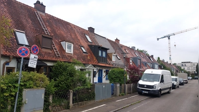 Die Nachbarschaft besser kennenlernen: Die Maikäfersiedlung in Berg am Laim kann man am 19. Mai bei einer Führung entdecken. (Foto: bas)