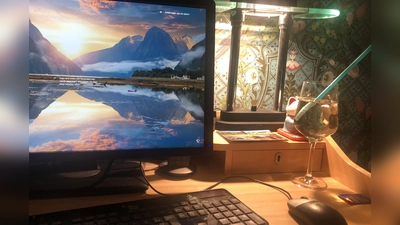 Wenn es mal wieder nicht klappt mit der Bedienung des Internets, kann man sich jetzt auch Hilfe von der Stadt holen. Deren „Digitale Hilfe” ist für alle Münchner da.  (Foto: hw)