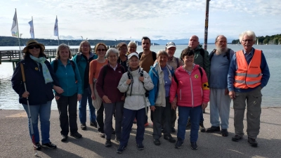 Die traditionelle Inklusionswanderung der Naturfreunde führte diesmal nach Starnberg, rechts im Bild Roman Brugger. (Foto: us)