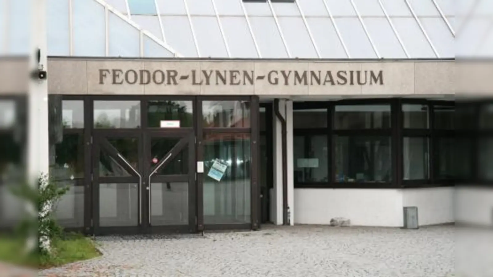 Das Feodor-Lynen-Gymnasium startet mit einer neuen Spezialisierungsrichtung ins neue Schuljahr. Ab Herbst können die Schüler zwischen wirtschaftswissenschaftlichen und naturwissenschaftlich-technologischen Zweig wählen. (Foto: US)