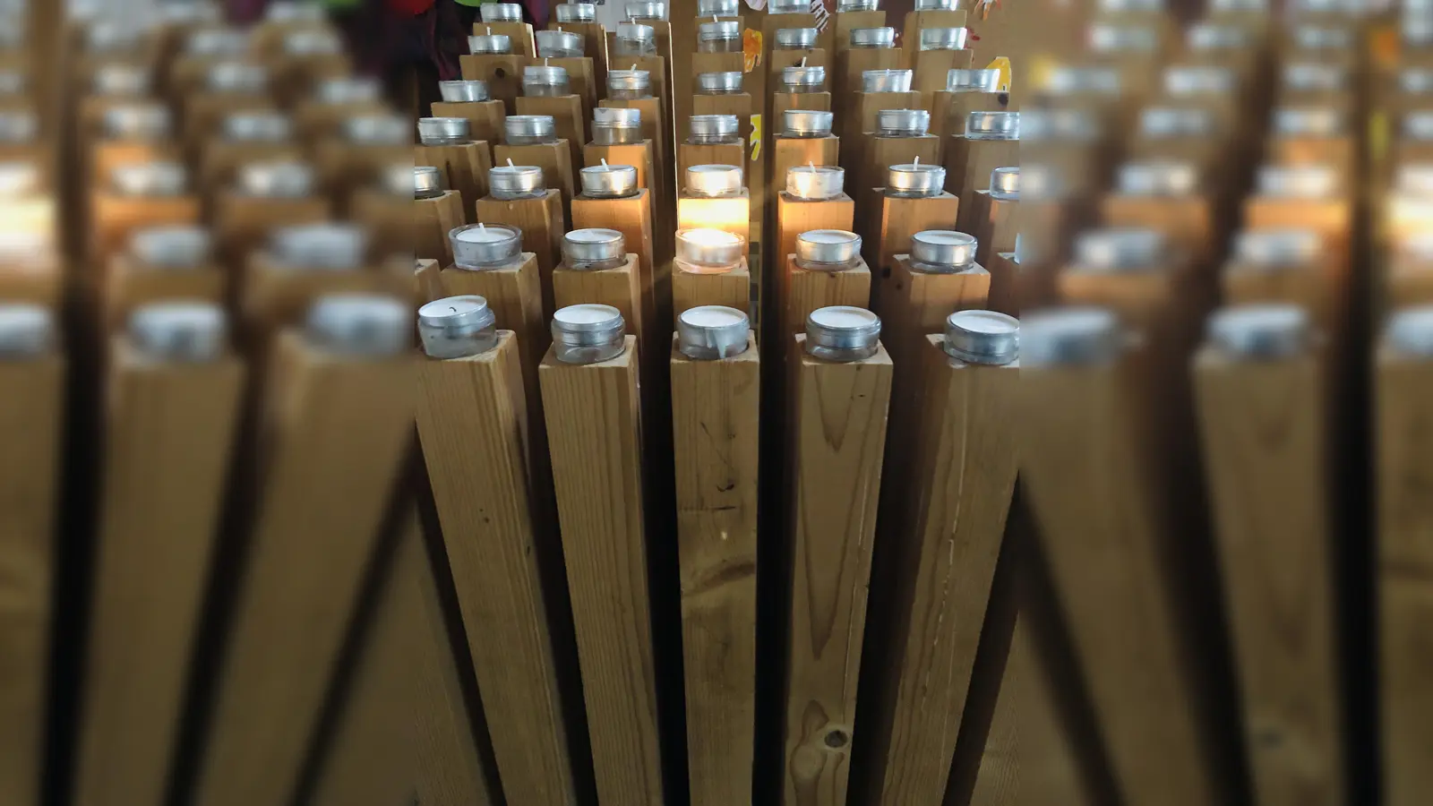 Zu einem besinnlichen Abend wird in die Emmauskirche eingeladen.  (Foto: hw)