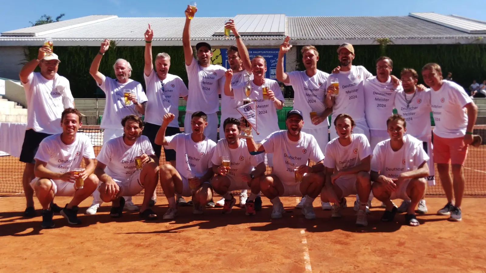 Der TC Großhesselohe feierte in Frankfurt am letzten Spieltag der 1. Bundesliga der Herren den ersten Meistertitel in der Vereinsgeschichte. (Foto:  Robert M. Frank für TC Großhesselohe)