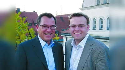 Josef Schmid (l.) und Tobias Weiß wollen eine neue Perspektive für das Diamalt-Gelände schaffen. (Foto: ls)