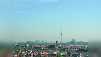 Ausblick vom Schwesternhochhaus auf das Olympiagelände. (Foto: pi)