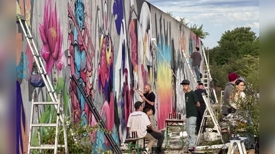 Einzigartiges Street-Art-Projekt in Pasing: In der Verlängerung der Hildachstraße gestalteten 50 Künstler eine 165 Meter lange Wand.  (Foto: Ulrike Seiffert)