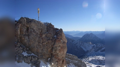 Die traditionelle Gatterl-Messe auf Deutschlands höchsten Berg findet bereits seit 1953 statt.  (Foto: Gemeinfrei)
