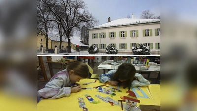  Es weihnachtet auch im Münchner Norden. Foto oben: Mohr-Villa im Winter: Der Schnee wird kommen!  (Foto: privat)