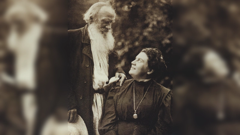 Leo Tolstoi mit Tochter Alexandra 1908. (Foto: VA)