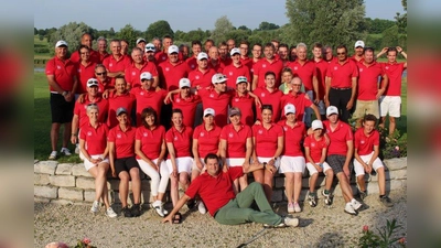 Die Mannschaften des GC Rottbach - von der Jugend bis zu den Senioren - feierten in der Jubiläumswoche. (Foto: GC)