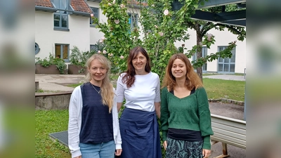 Madlen Hardtke, Christine Pöllner und Lena Maurer (v. l.) sind Mitarbeiterinnen vom SpDi/GpDi der Caritas im Landkreis Dachau.  (Foto: Caritas)
