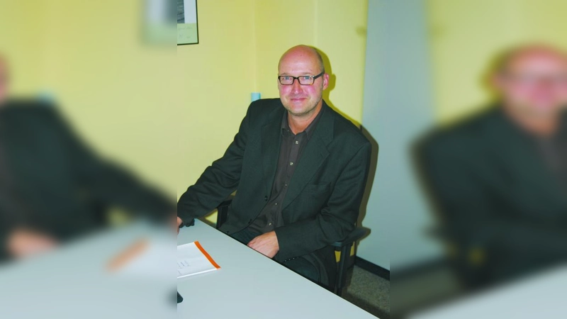 „Viele Kinder sind gut erzogen.“ Rektor Jörg Weinberger. (Foto: ls)