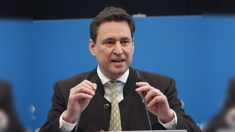 Georg Eisenreich beim Haderner Dorffest. (Archivbild: job)