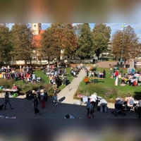 Der Mädelsflohmarkt findet zweimal jährlich – jeweils im Frühling und im Herbst - im und um das Pelkovenschlössl statt. (Foto: Kultur- und Bürgerhaus Pelkovenschlössl)
