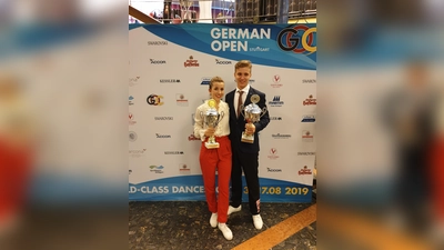 Nicola Götzner und Paul Siegl von den Boogie Magic's holten bei der EM in Stuttgart den Titel.  (Foto: VA)