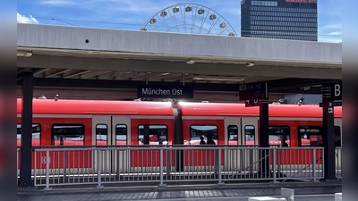 Am Ostbahnhof geht in den Pfingstferien das neue elektronische Stellwerk in Betrieb. Auf den S-Bahn-Verkehr im Münchner Osten hat dies massive Auswirkungen. (Archivbild: hw)