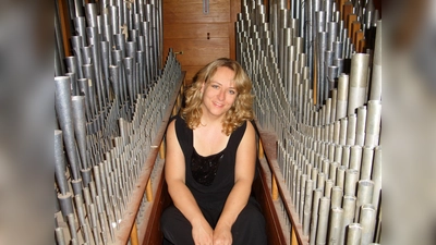 Anne Horsch geht einer umfangreichen Konzerttätigkeit in Europa und den USA nach und trat mit Orchestern wie den Münchner Philharmonikern, dem Orchester des Bayerischen Rundfunks, dem Bach Collegium München, der Deutschen Kammerphilharmonie Bonn und dem Orchestre Philharmonique de Strasbourg auf. (Foto: pr)