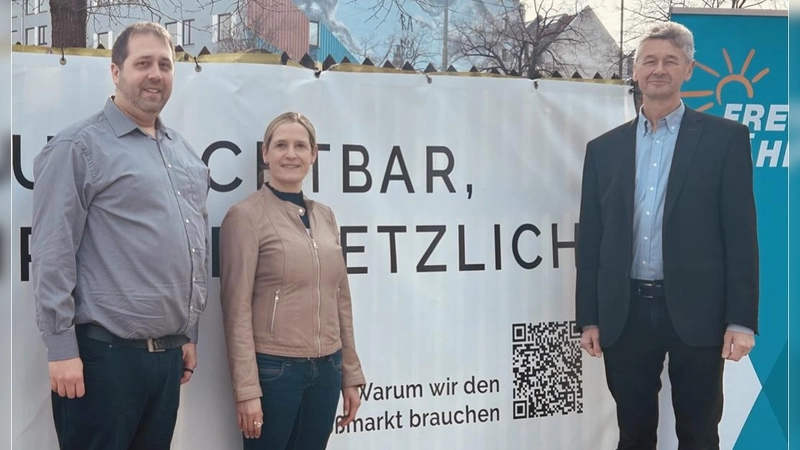 Andreas Staufenbiel, Dr. Manuela Olhausen und Prof. Dr. Michael Piazolo (von links) machen sich für die Großmarkthalle stark. (Foto: FW)