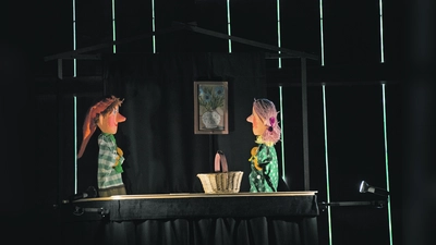 Stimmungsvolles Puppentheater. (Foto: Markus Wasmeier)