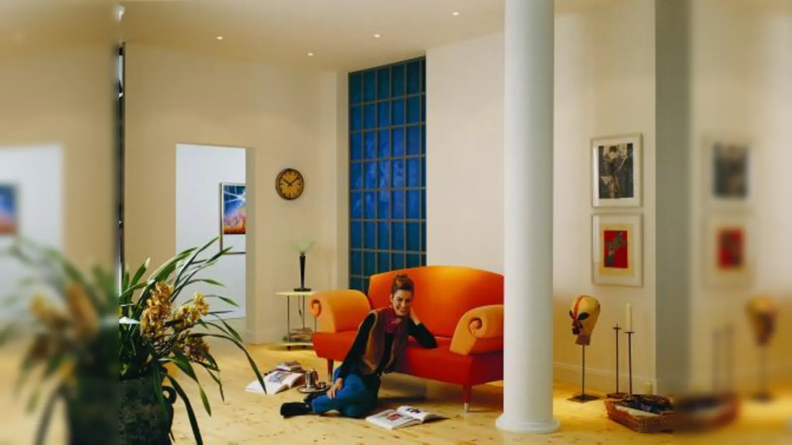 Ob glatt oder strukturiert - mit Haftputz renovierte Wände schaffen in jedem Raum eine persönliche Wohlfühlatmosphäre. (Foto: Knauf/rbr)