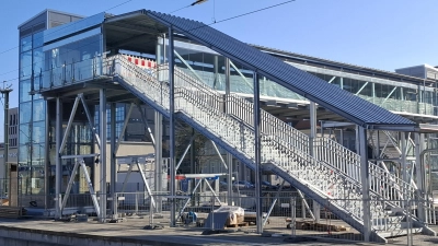 Im Münchner Osten beginnen bald die Hauptbaumaßnahmen für die 2. Stammstrecke. Hier sieht man eine neue Personenüberführung am Ostbahnhof. (Foto: DB AG)