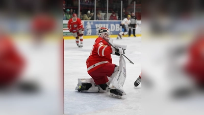 Torhüter Marinus Schunda, wird dem EHC Klostersee aufgrund eines Auslandssemesters in der kommenden Saison möglicherweise nicht zur Verfügung stehen. (Foto: smg)