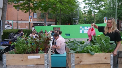 Heuer in Grün und Türkis und mit Hochbeeten: "Piazza Zenetti". (Foto: Green City)