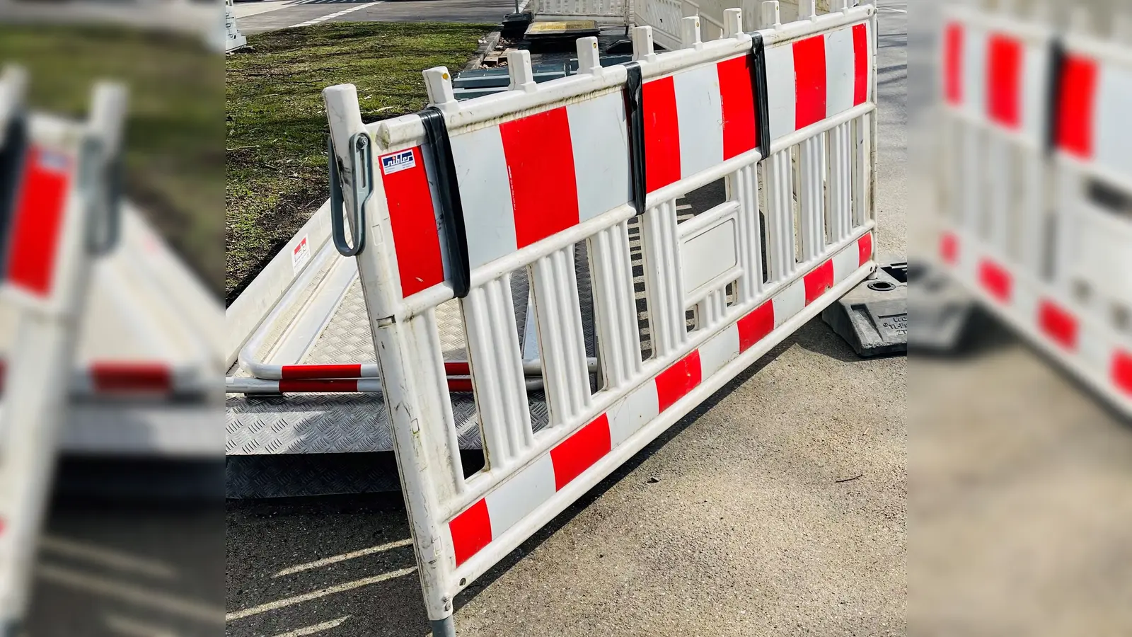 Wer in Vaterstetten mit dem Auto unterwegs ist, brauch wegen der vielen Straßensanierungen Geduld.  (Foto: hw)