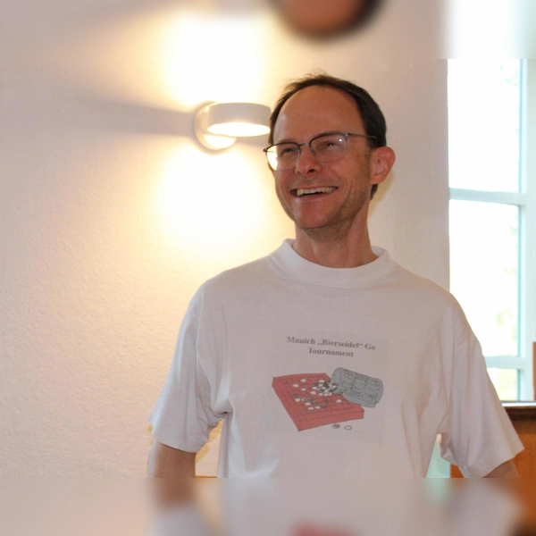 Strahlender Sieger: Gleichzeitig mit dem Bierseidel-Turnier wurde im Pelkovenschlössl auch die Bayerische Go-Meisterschaft ausgetragen. Sieger dabei wurde Jonas Finke. (Foto: Frank Bittner)